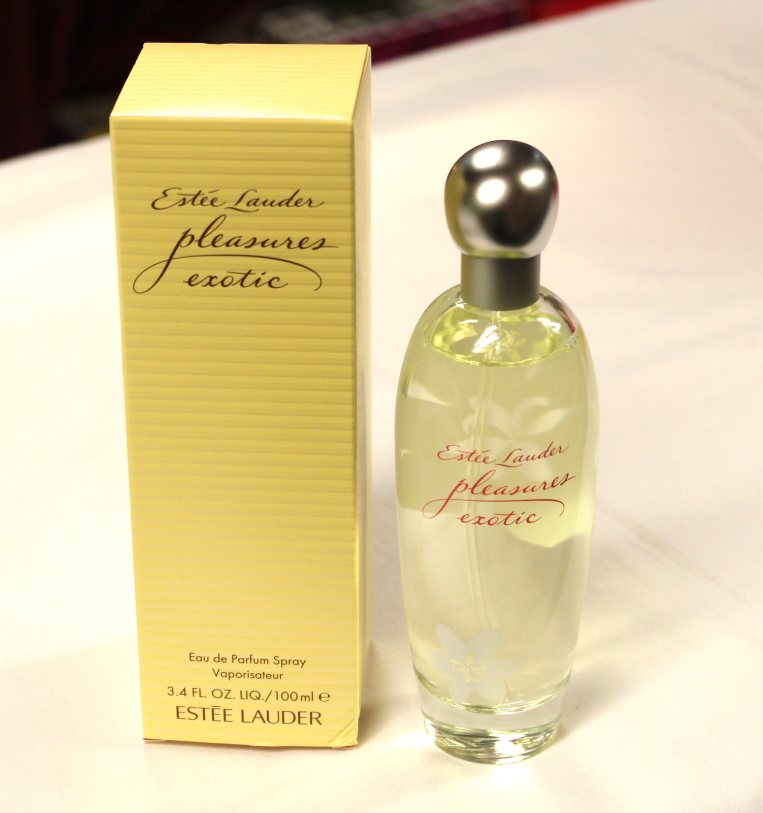 Estee Lauder Exotic 2024 favors