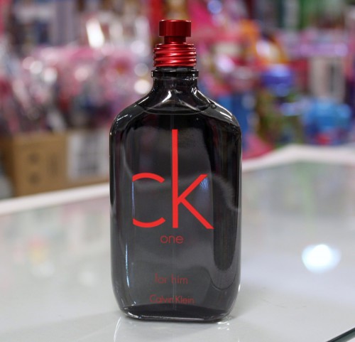 ck One Red Edition by Calvin Klein for Men, 3.4 fl.oz / 100 ml EDT Spray