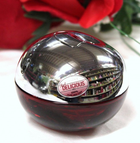 DKNY Red Delicious for Men 1.0 fl.oz / 30 ml eau de toilette spray - unbox