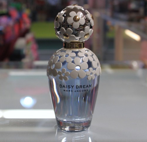 DAISY DREAM by MARC JACOBS for WOMEN 3.4 FL.OZ / 100 ML EAU DE TOILETTE SPRAY