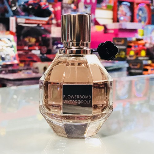 Flowerbomb by Vicktor & Rolf for Women, 1.7 fl.oz / 50 ml EDP Spray, Unbox