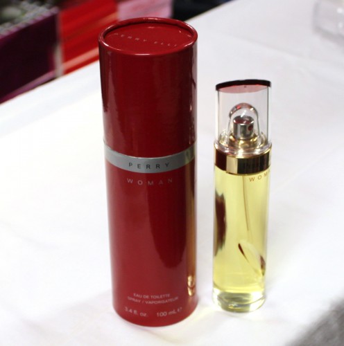 Perry Woman by Perry Ellis for Women, 3.4 fl.oz / 100 ml eau de parfum spray