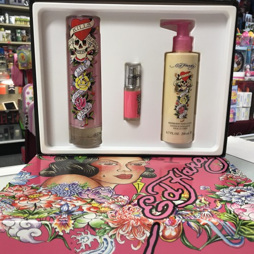 ED HARDY BY CHRISTIAN AUDIGIER 3-PCS WOMEN SET, 3.4 OZ + 0.25 + 6.7 Body Lotion