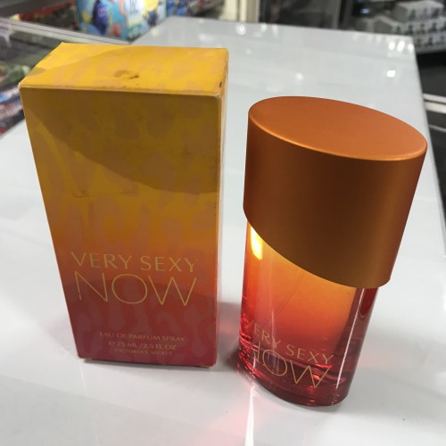 Very Sexy Now by Victoria's Secret Women 2.5 fl.oz / 75 ml eau de parfum spray