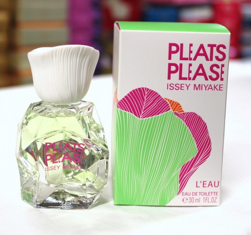 Pleats Please Issey Miyake L'Eau for Women
1.0 fl.oz / 30 ml eau de toilette spray