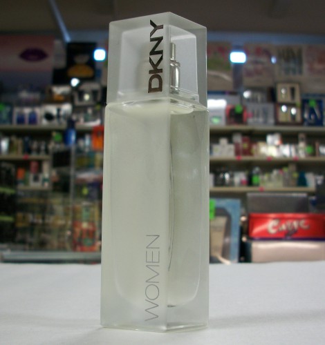 DKNY by Donna Karan for Women 1.0 fl.oz / 30 ml eau de parfum spray