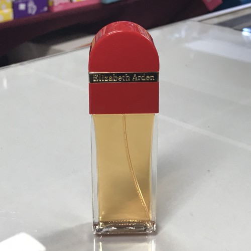 Red Door  classic  by elizbateh arden for women 0.85 fl.oz / 25 ml spray, no box
