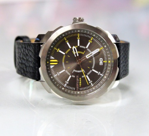 New Diesel DZ1739 Machinus Silver Stainless Steel Blsvk Band Quartz Men Watch