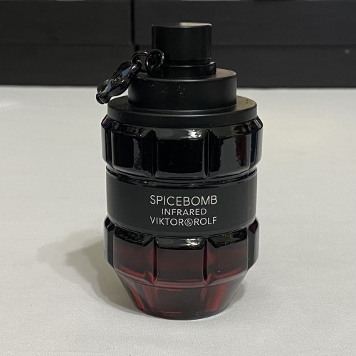 Spicebomb Infrared by Viktor & Rolf for men  3.04 fl.oz / 90 ml Eau De Toilette spray, new bottle without the box