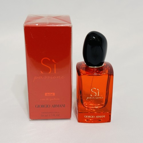 Si Passione Eclat by Giorgio Armani Women 1.7 fl.oz / 50 ml eau de parfum spray