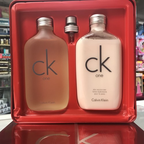 CK ONE by Calvin Klein 2PCS SET UNISEX 6.7 OZ + 8.5 Skin Moisturizer Men / Women