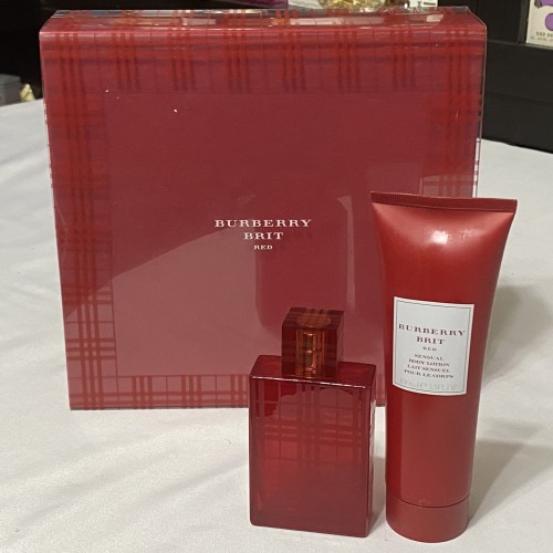 Burberry Brit Red Special Edition 2-Pieces Women set 1.7 fl.oz / 50 ml Eau De Parfum Spray + 3.3 fl.oz / 100 ml body lotion
